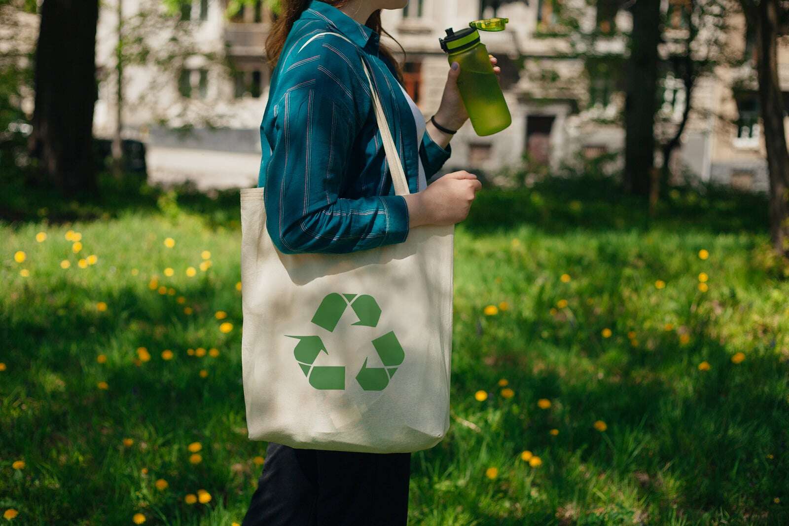 11 sustainable travel accessories to buy in honor of Earth Day