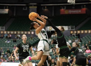 Hawaii women’s basketball closes out Cal Poly