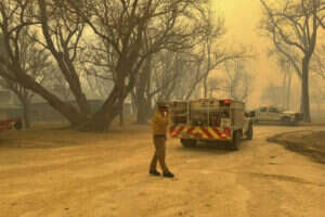 Huge Texas wildfire temporarily halts nuclear weapons plant