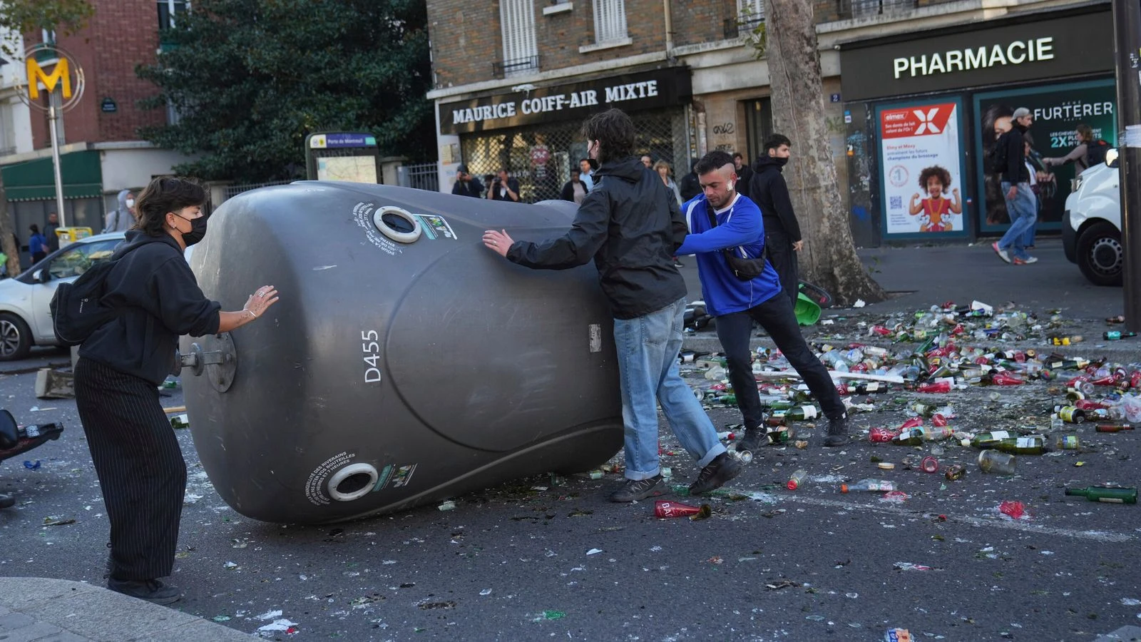 Riot police clash with 'Block Everything' protesters in Paris