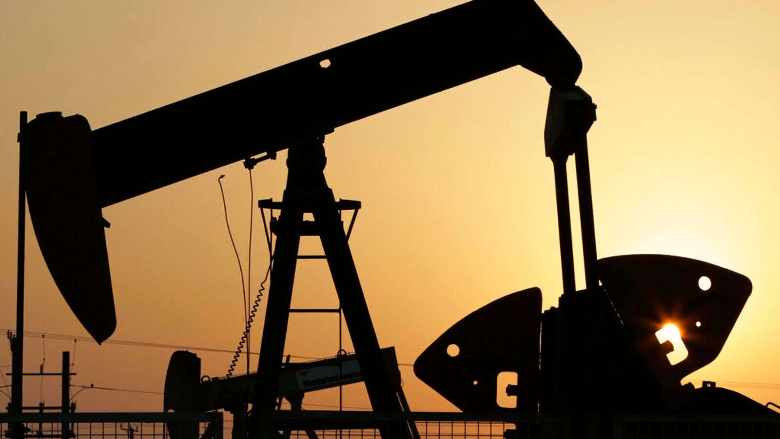 Middle East tensions contribute to rising oil price