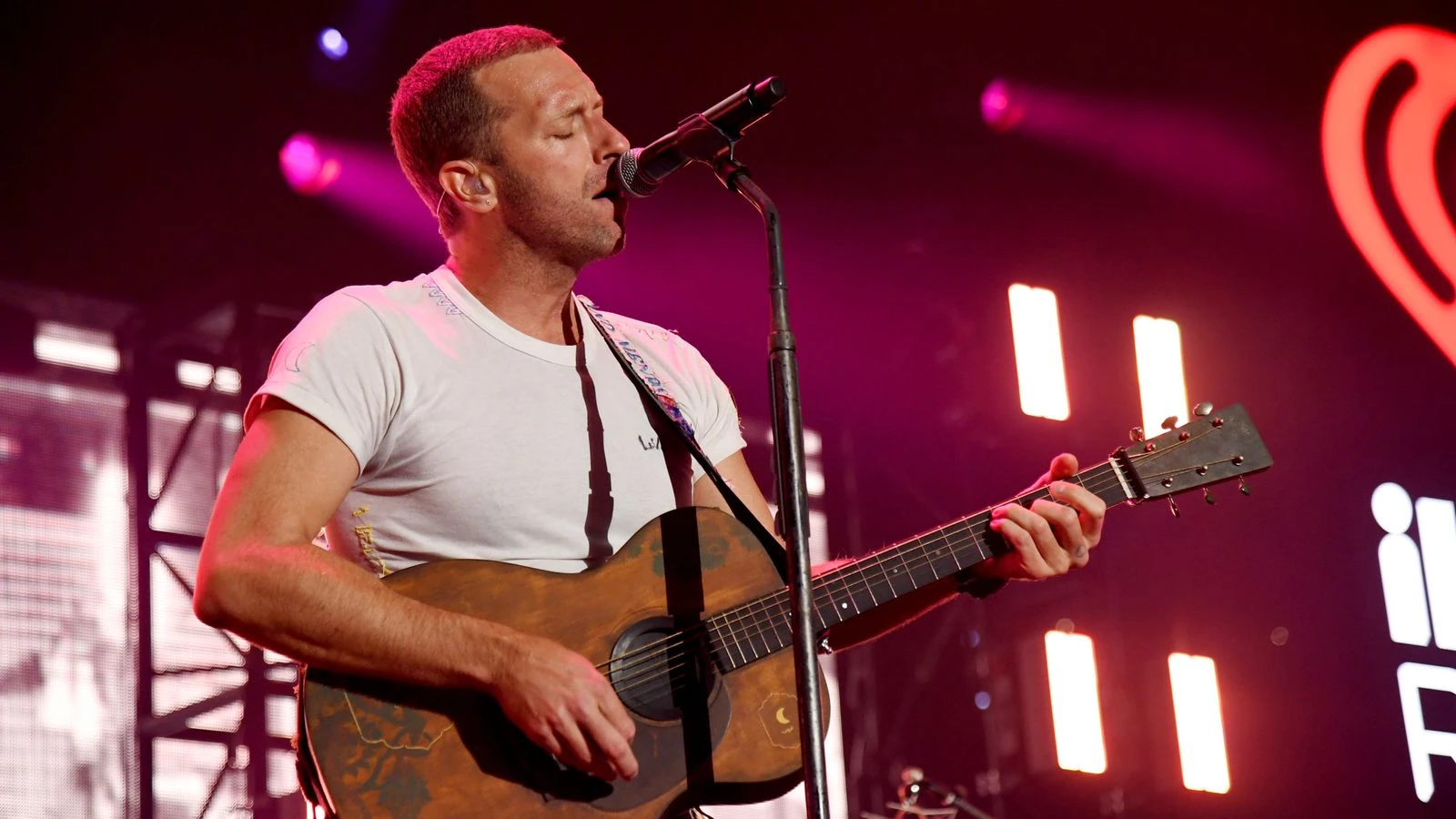 Coldplay and Louis Tomlinson back Marcus Rashford's school meals campaign