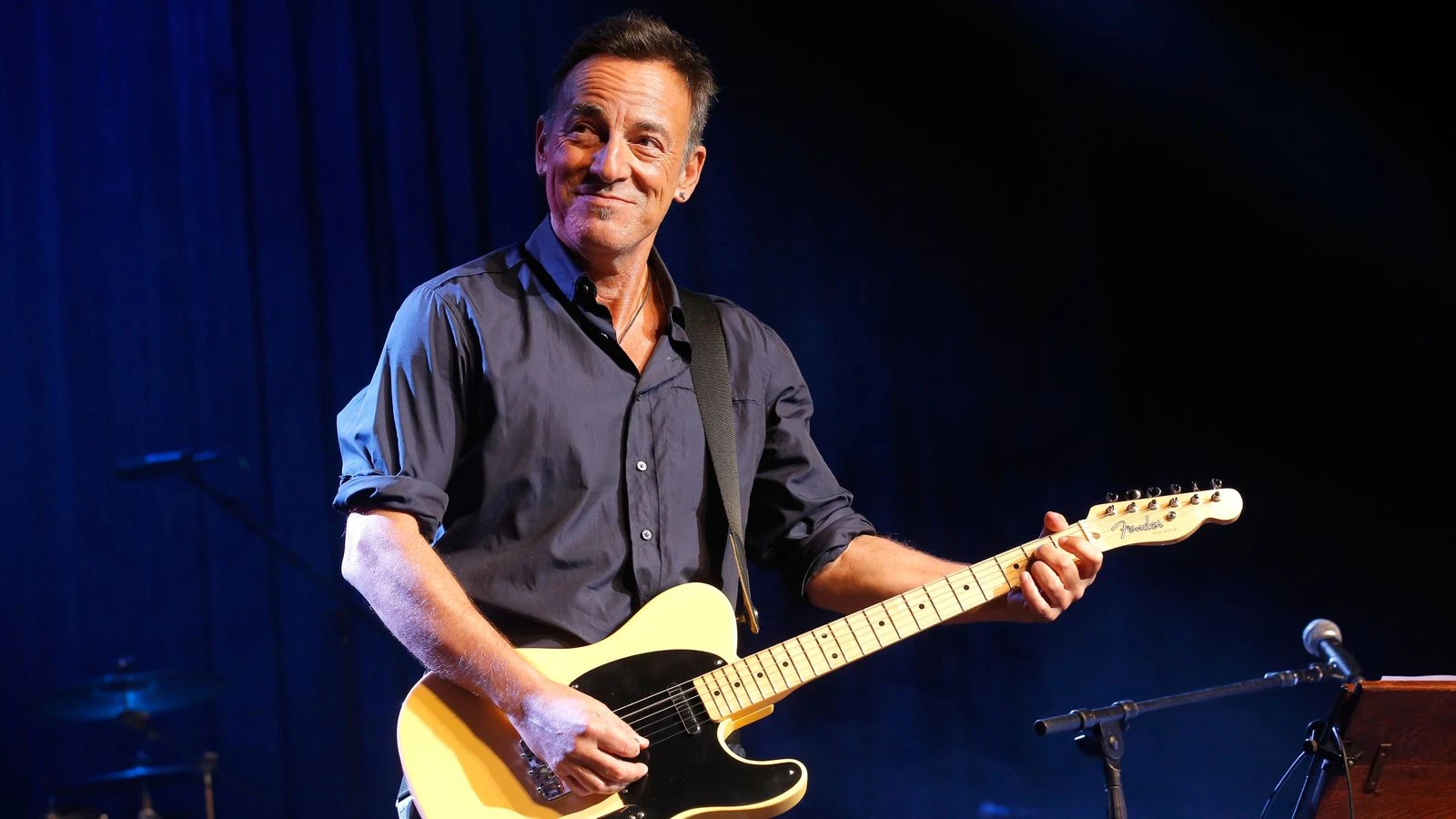 Bruce Springsteen makes UK chart history as new album hits No 1