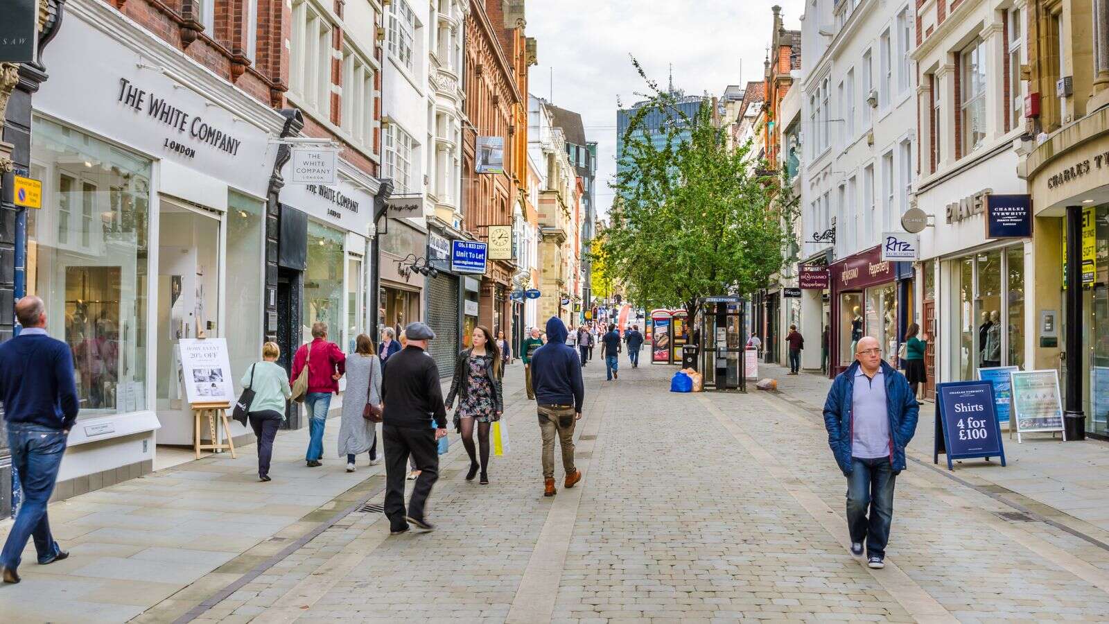 Consumer confidence slumps following warnings of 'tough choices' in budget ahead