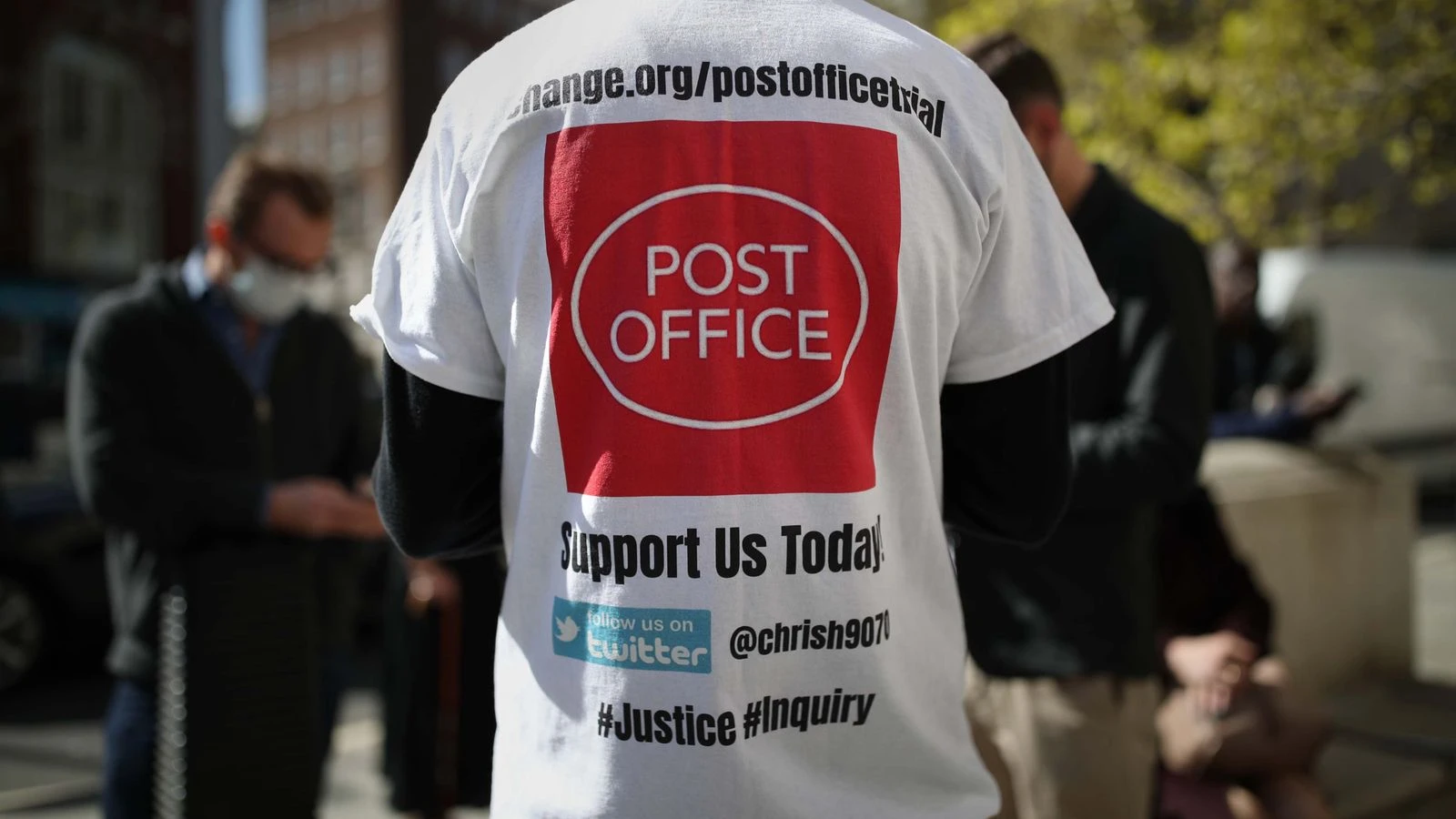 Post Office contacts hundreds more postmasters who may have been wrongfully prosecuted