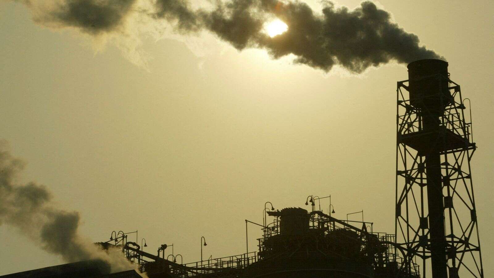 Chance of limiting global warming to 1.5C is 'virtually zero', UN warns