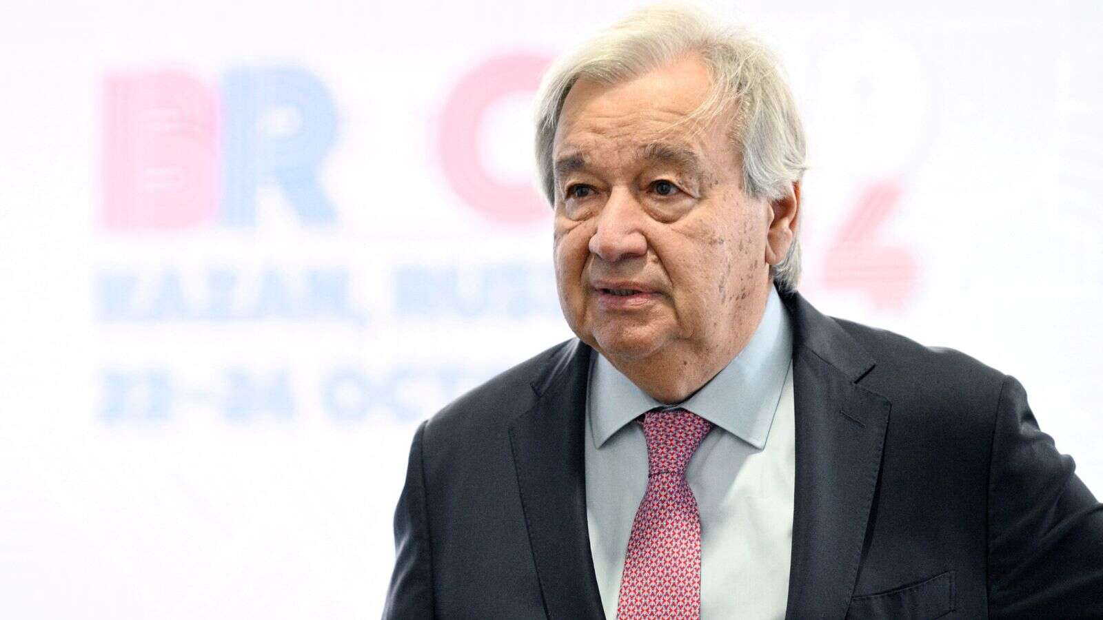 'A just peace' needed in Ukraine, UN chief tells Putin