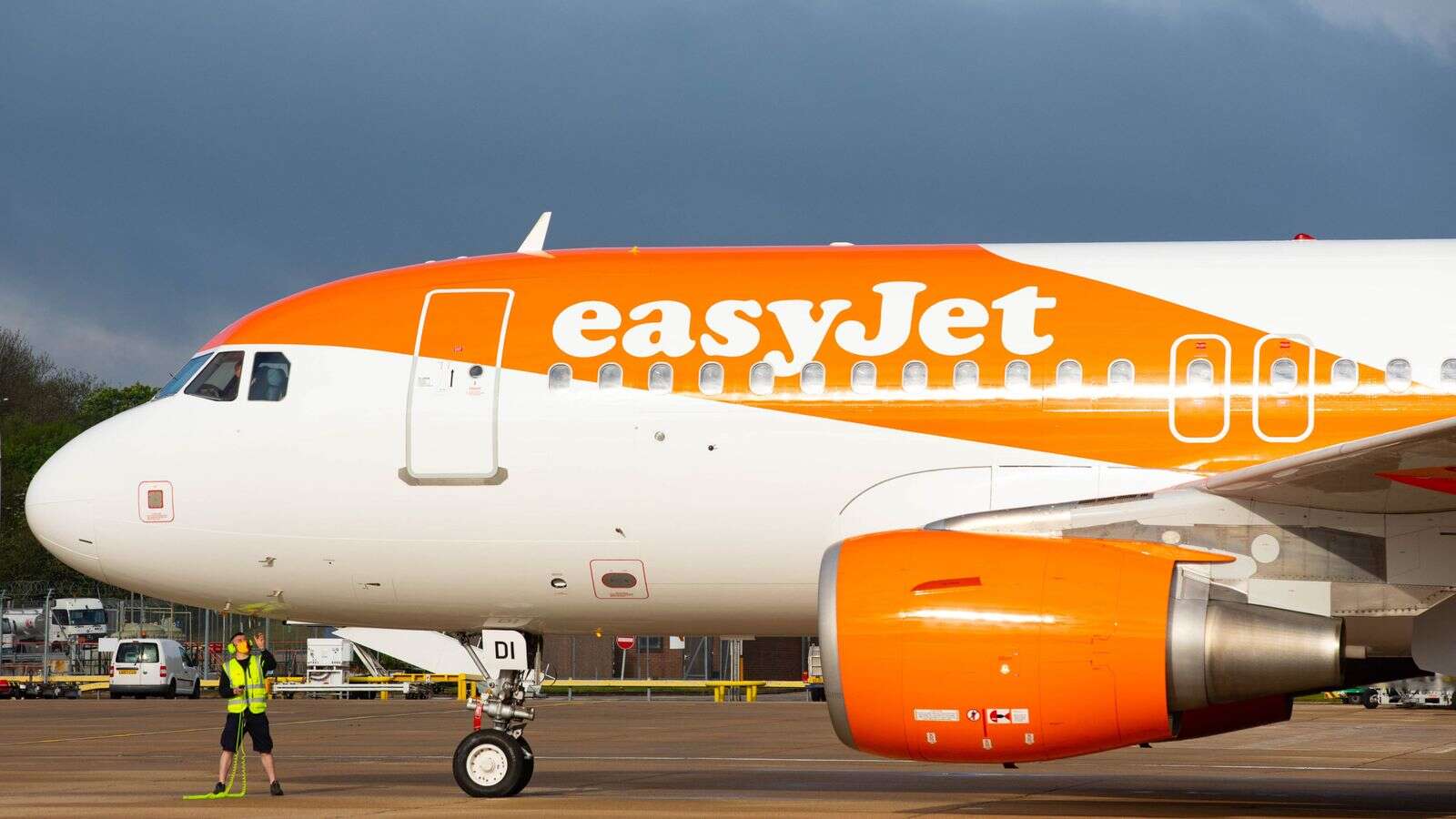 Man who 'incorrectly' boarded easyJet flight without right documents arrested