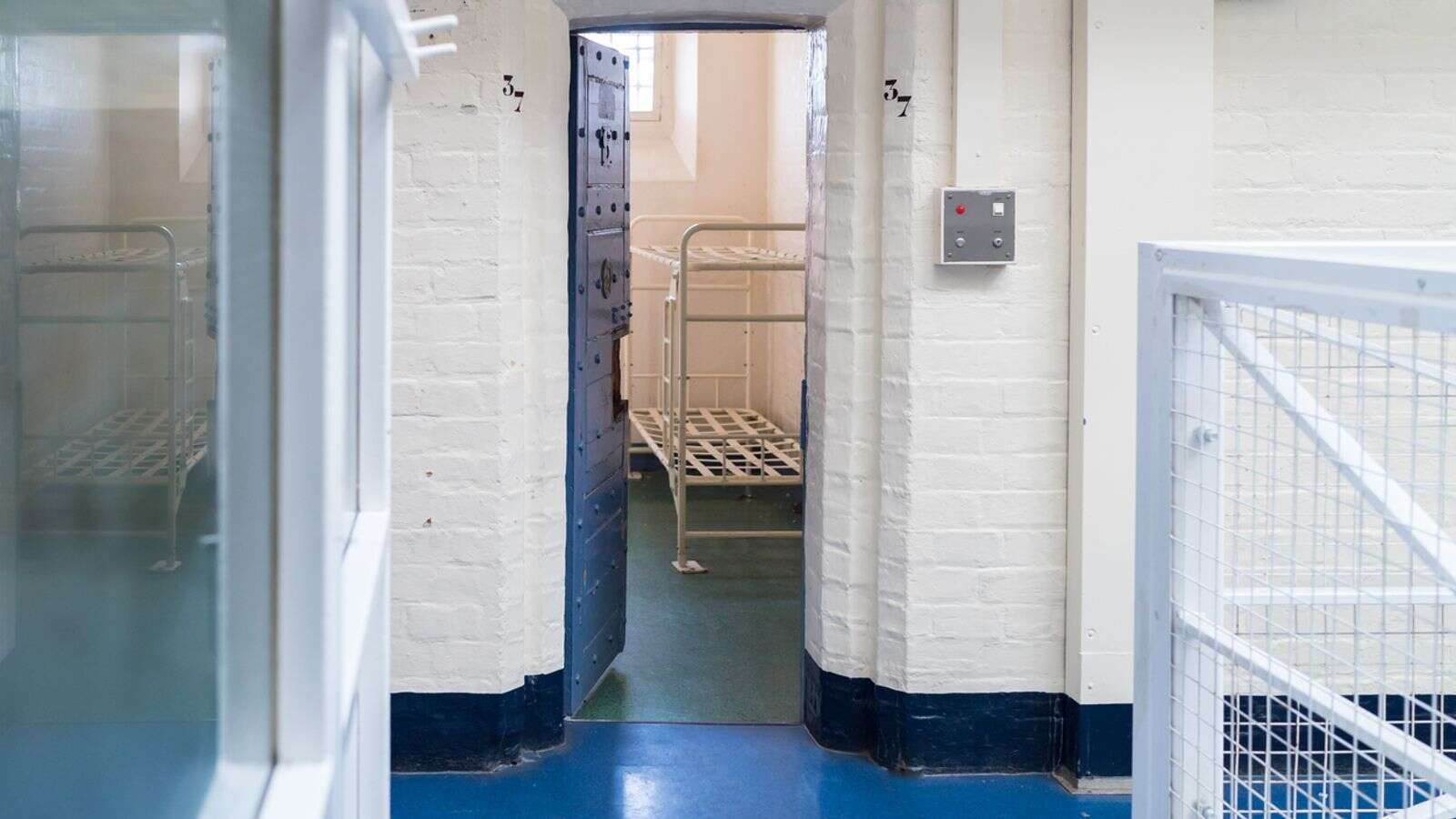 Prison recalls soar as 'broken' justice system struggles