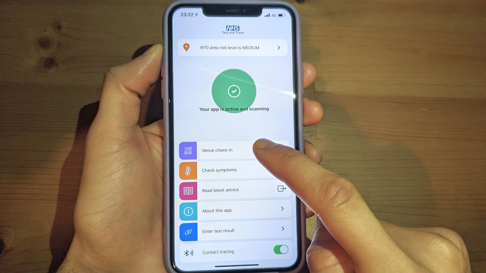 'Fat finger error' gives contact-tracing app users wrong alert levels