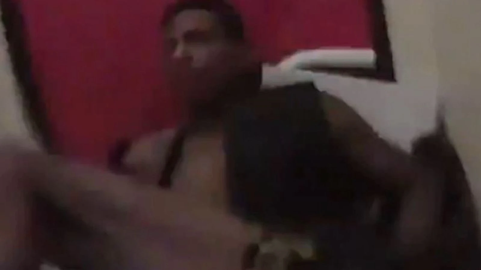 Burglar kicks police officer down stairs
