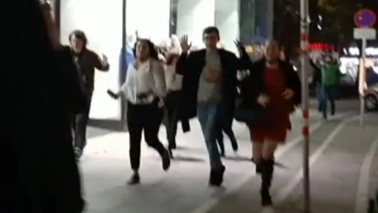 People flee during Vienna shootings