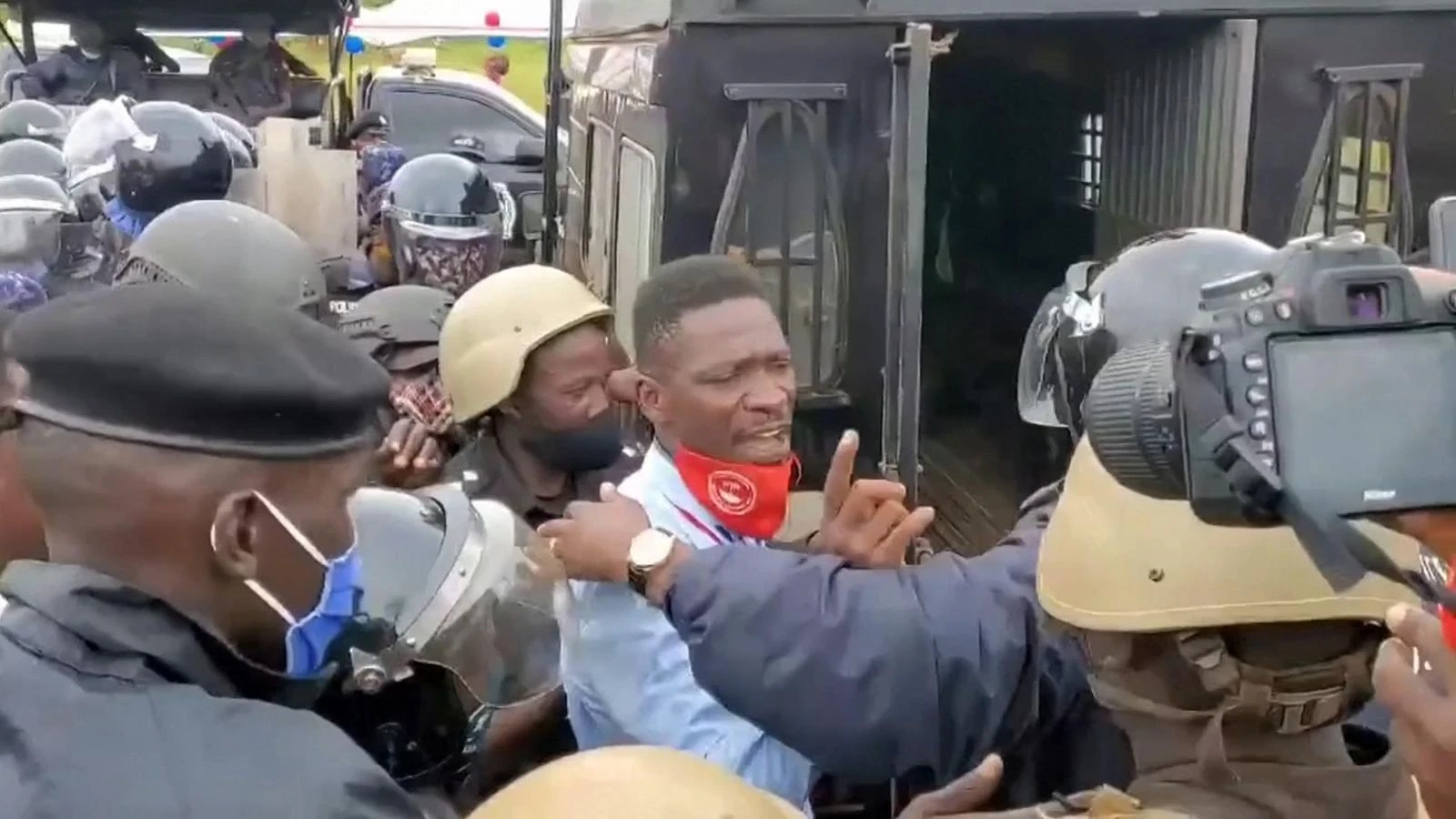 Pop star turned politician arrested in Uganda