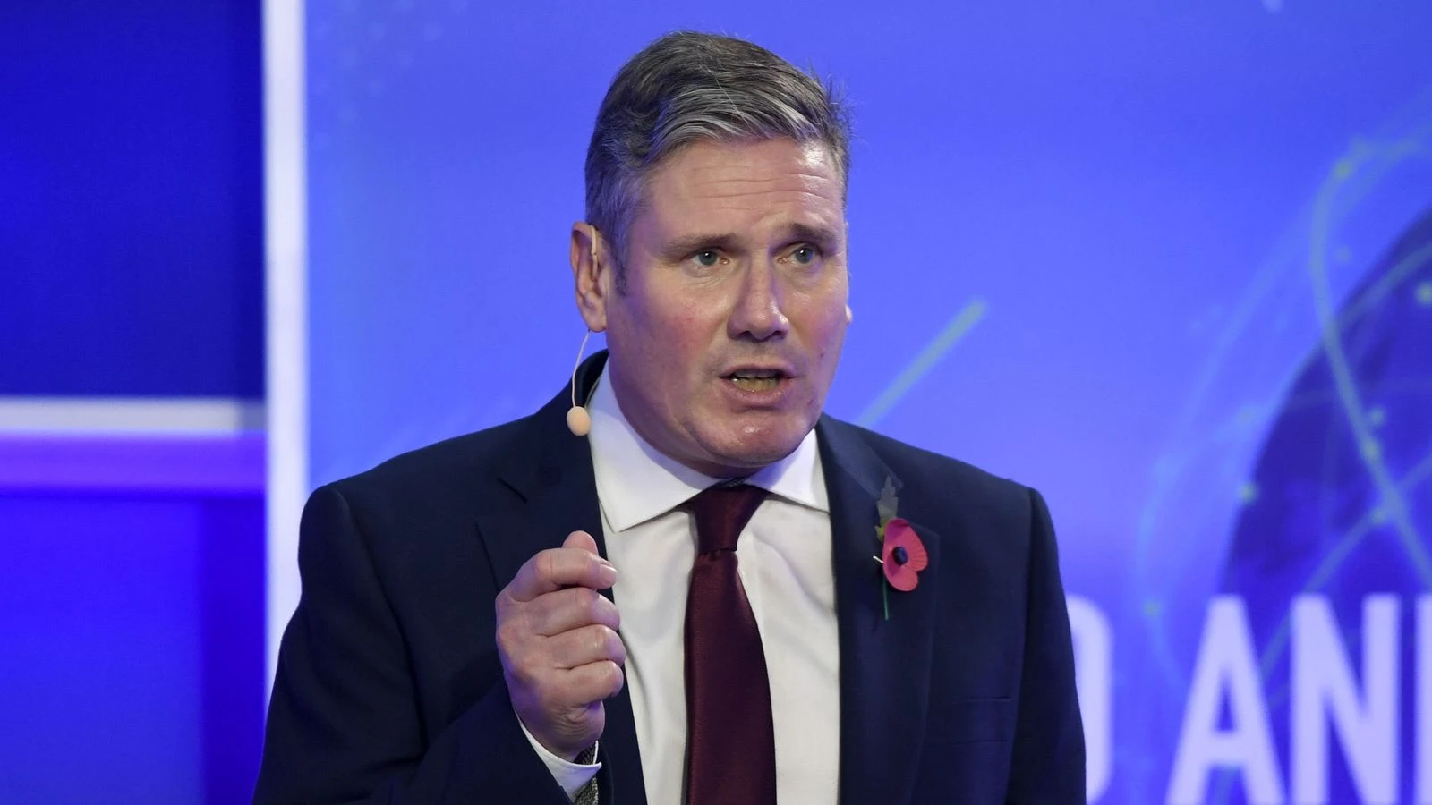 Starmer attacks Sunak - and says chancellor is to blame for delaying lockdown