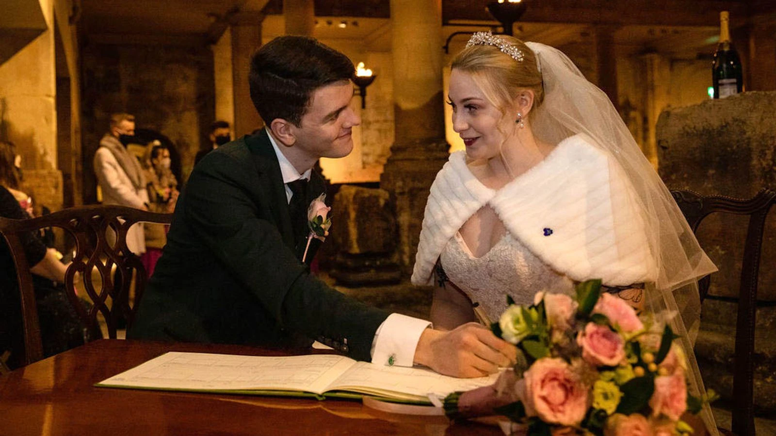 Childhood sweethearts become Mr and Mrs White-Christmas