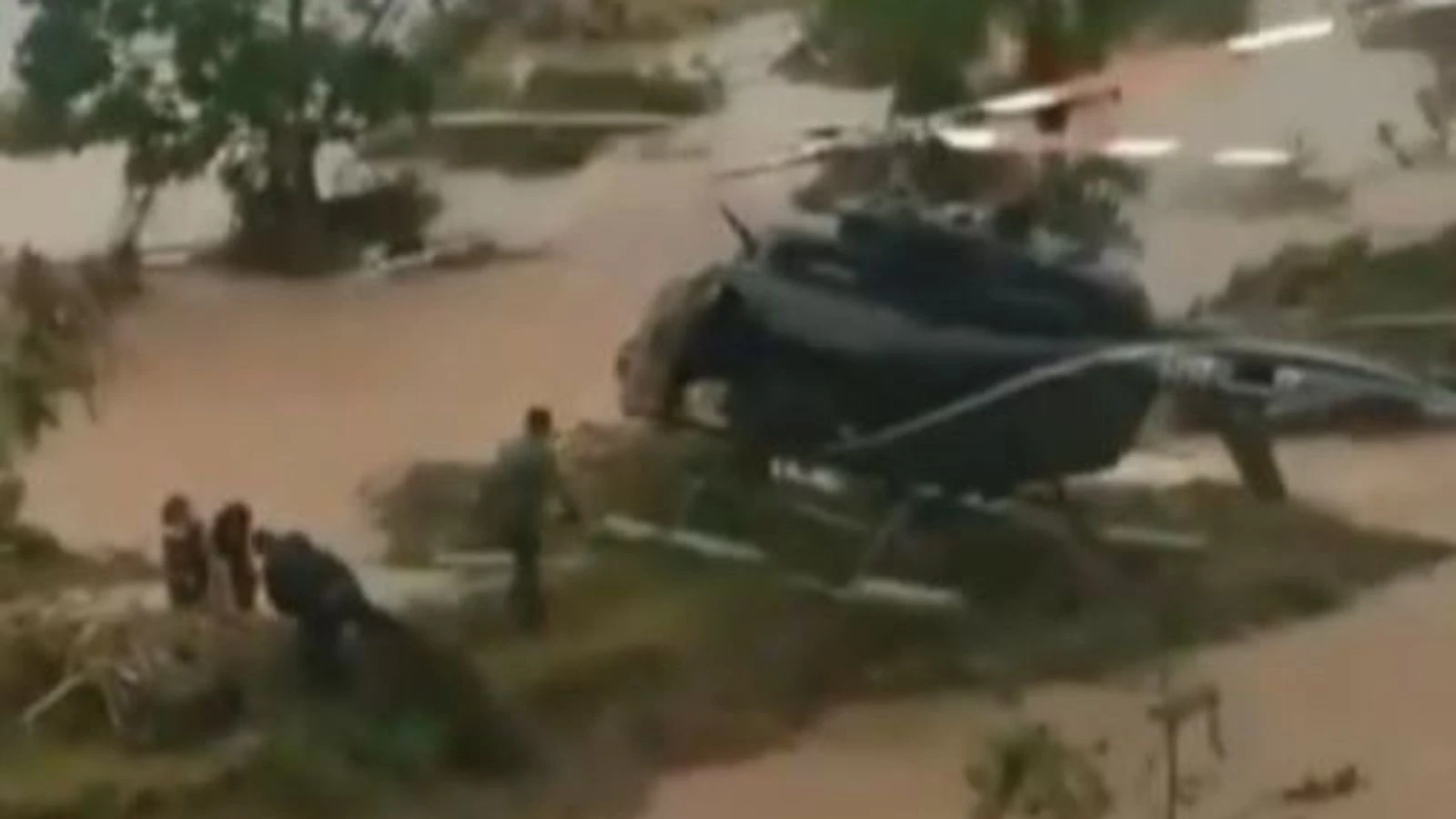 Airlift rescue in flood-hit Honduras