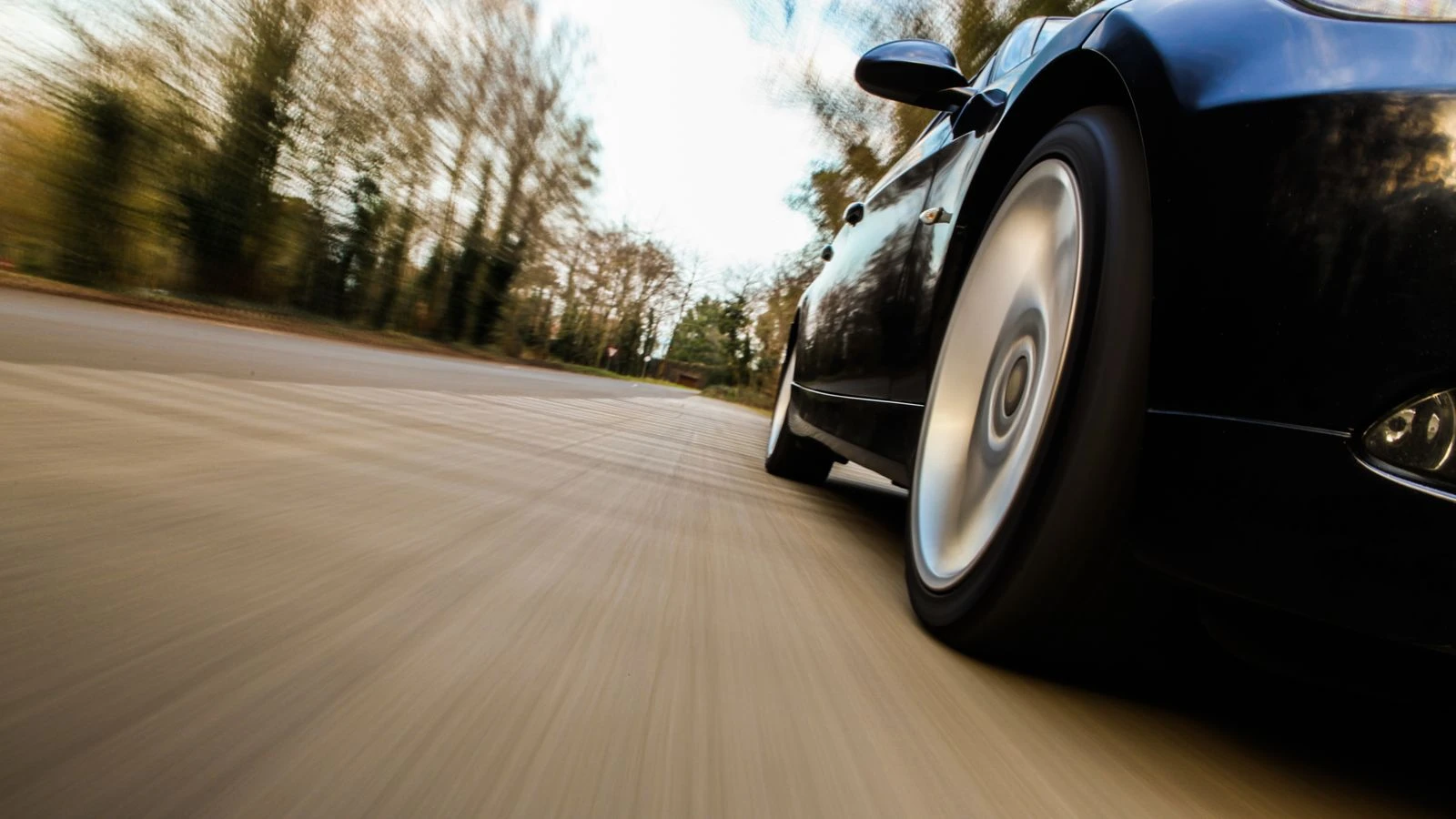 Almost a fifth of drivers admit to driving more than 100mph - survey