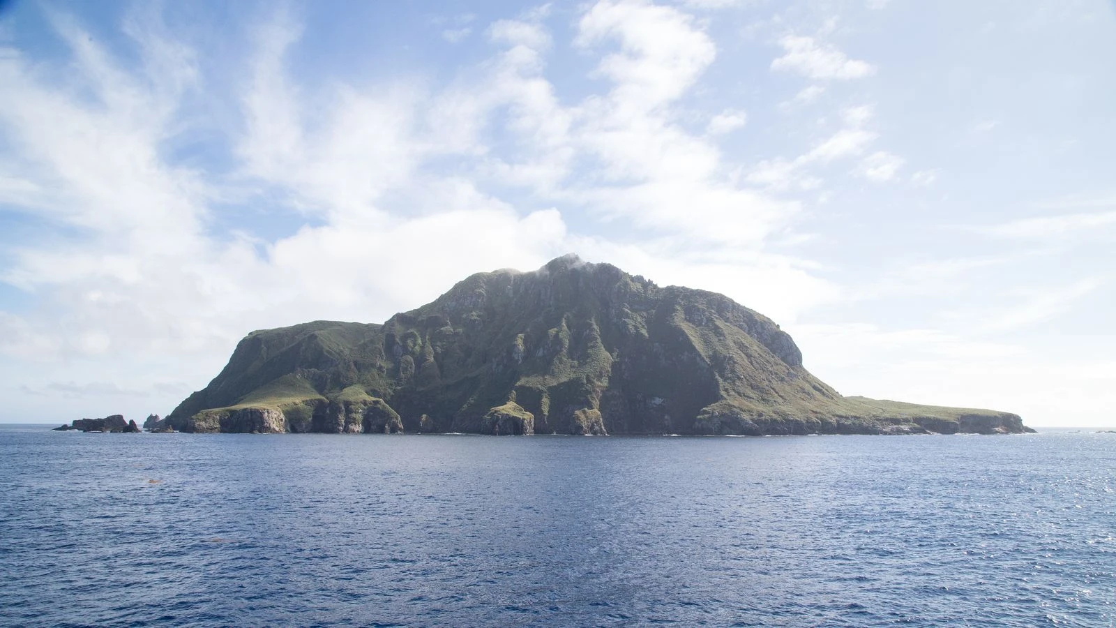 Giant marine sanctuary to surround world's most remote inhabited island