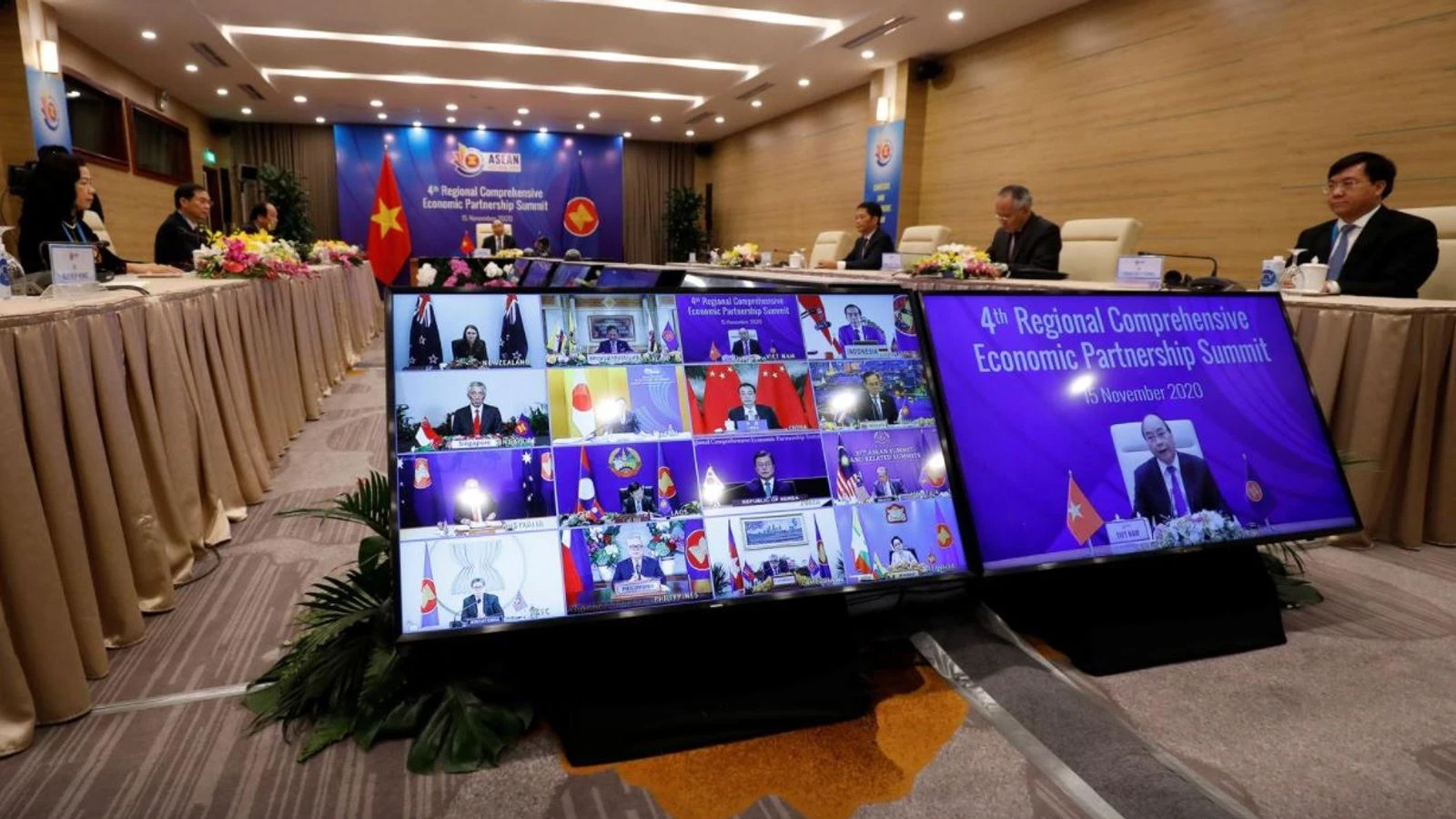 Fifteen countries agree to form world's largest trading bloc