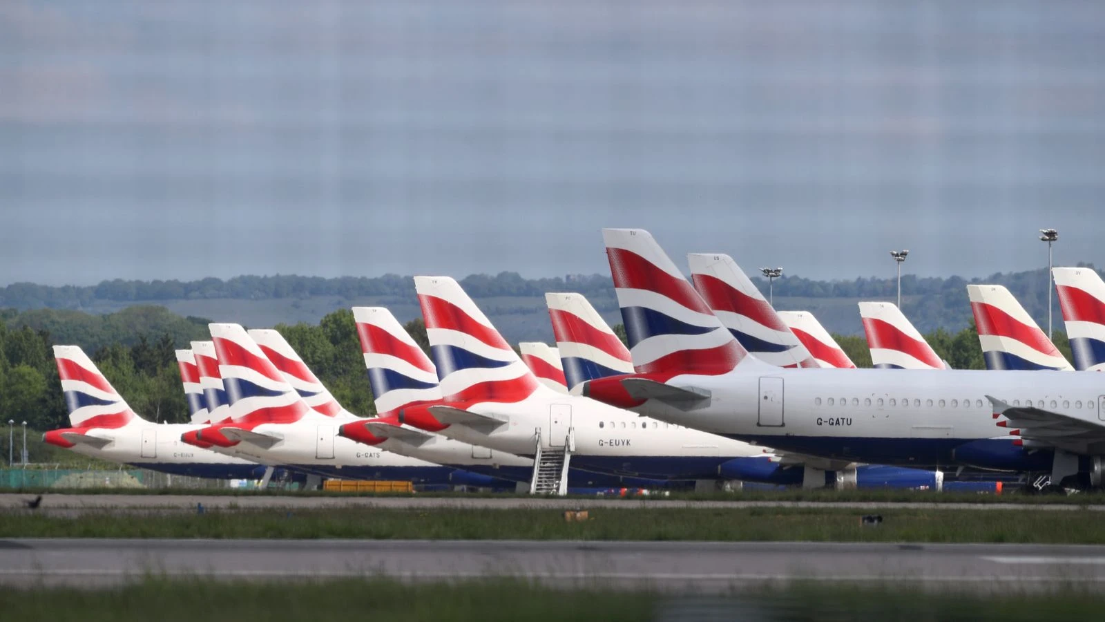 Air passenger numbers collapse - but which airports saw the biggest decline?