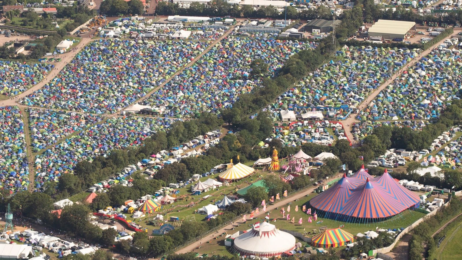 'Glastonbury-style' rush for vaccine appointments as rollout extended to over-25s in England