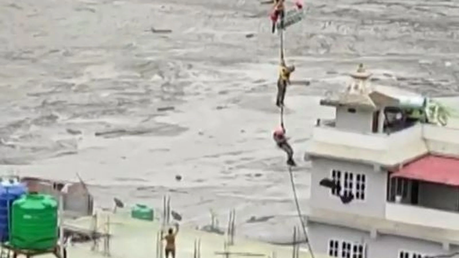 Airlift in Nepal after flooding hits region