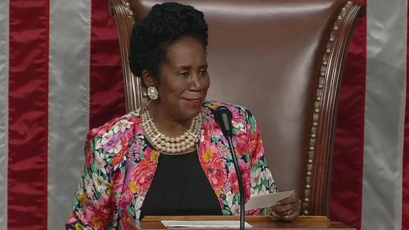 Moment Congress votes for holiday to mark end of slavery