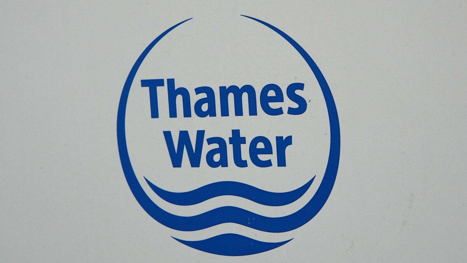 Thames Water bondholders split amid fight to avert nationalisation 