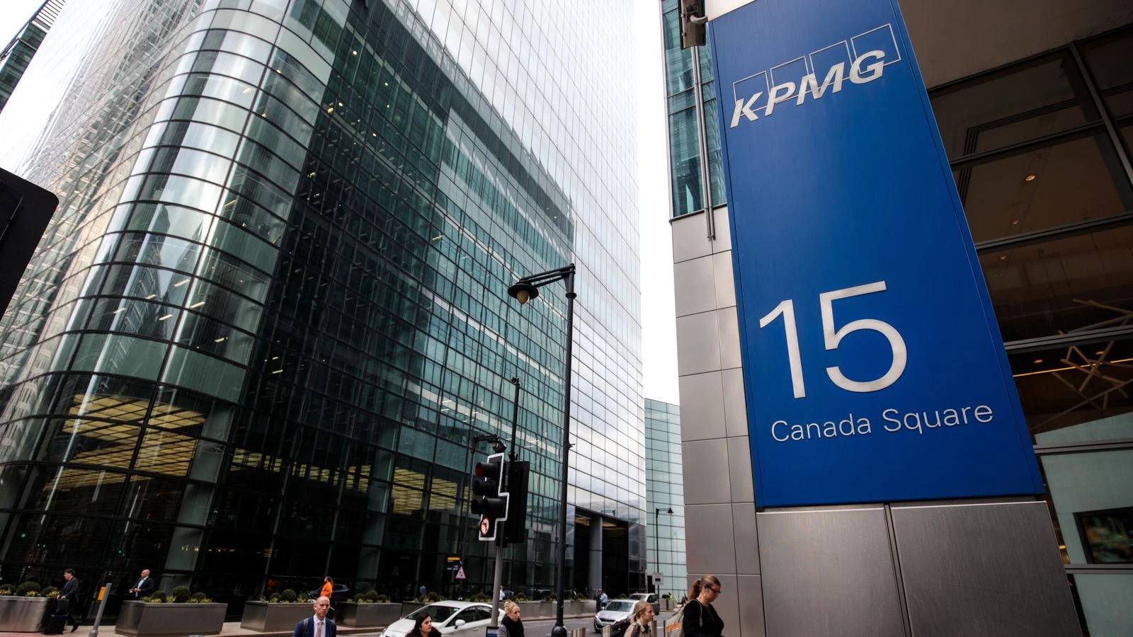 KPMG delays UK results as pandemic bites