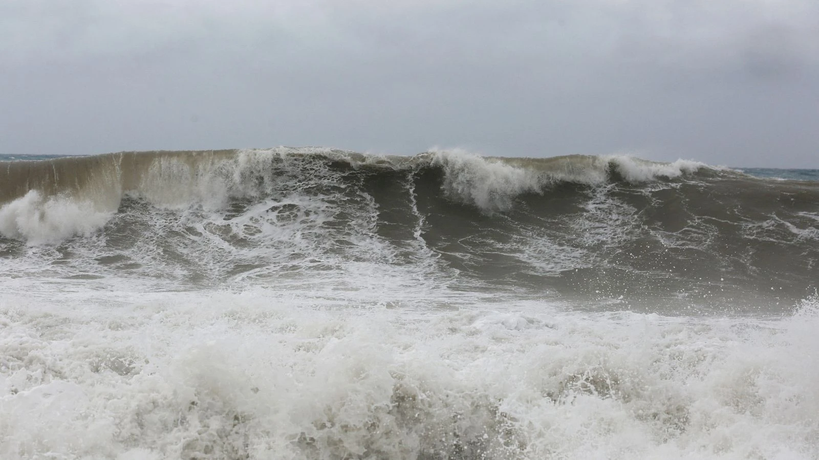 What we know about the powerful hurricane approaching Jamaica