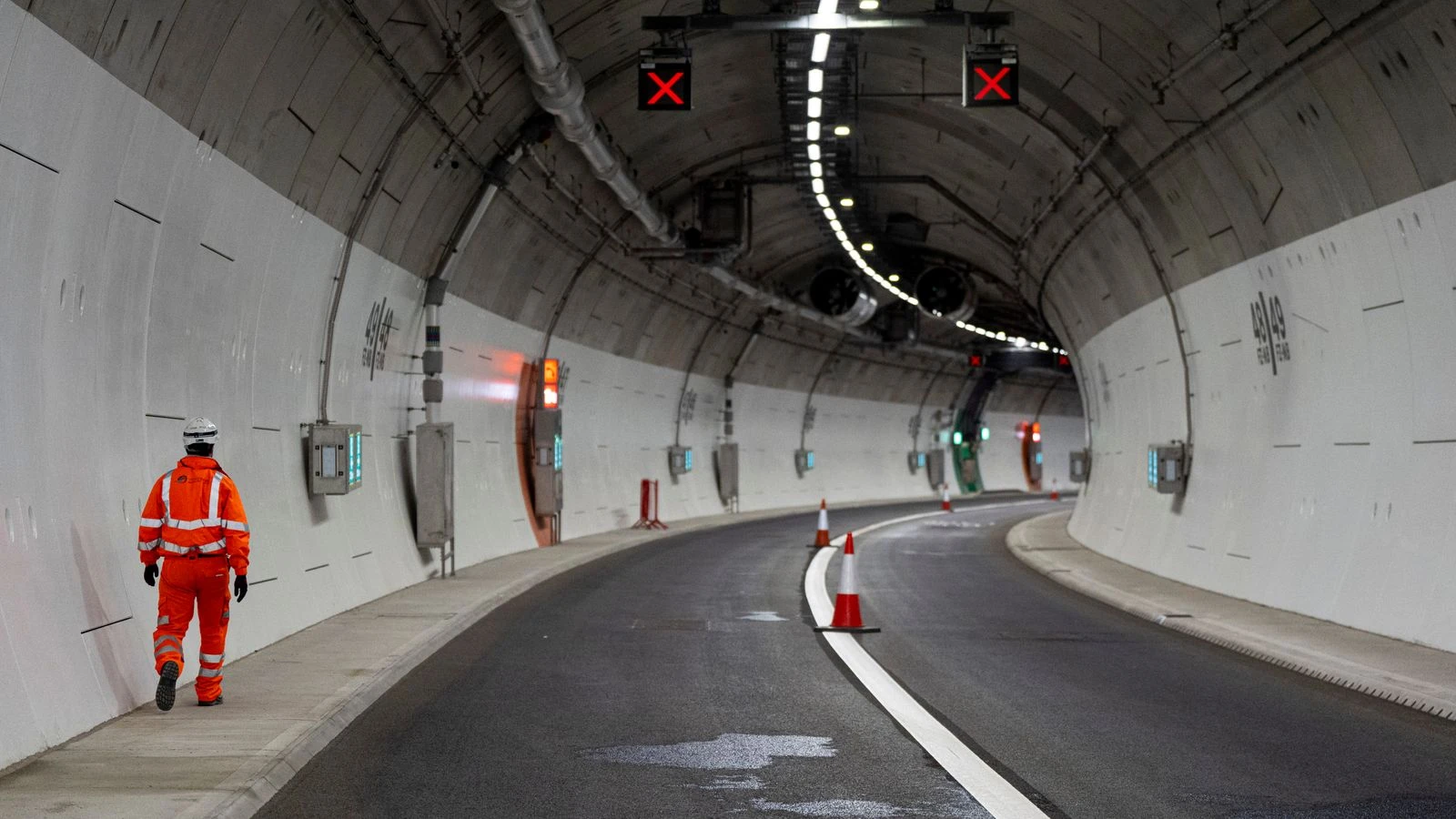 Tolls on Blackwall Tunnel and new Silvertown Tunnel begin - what you need to know