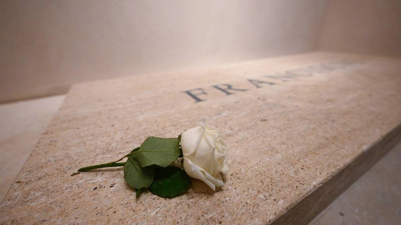 Pictures of Pope Francis's tomb released as it opens to the public