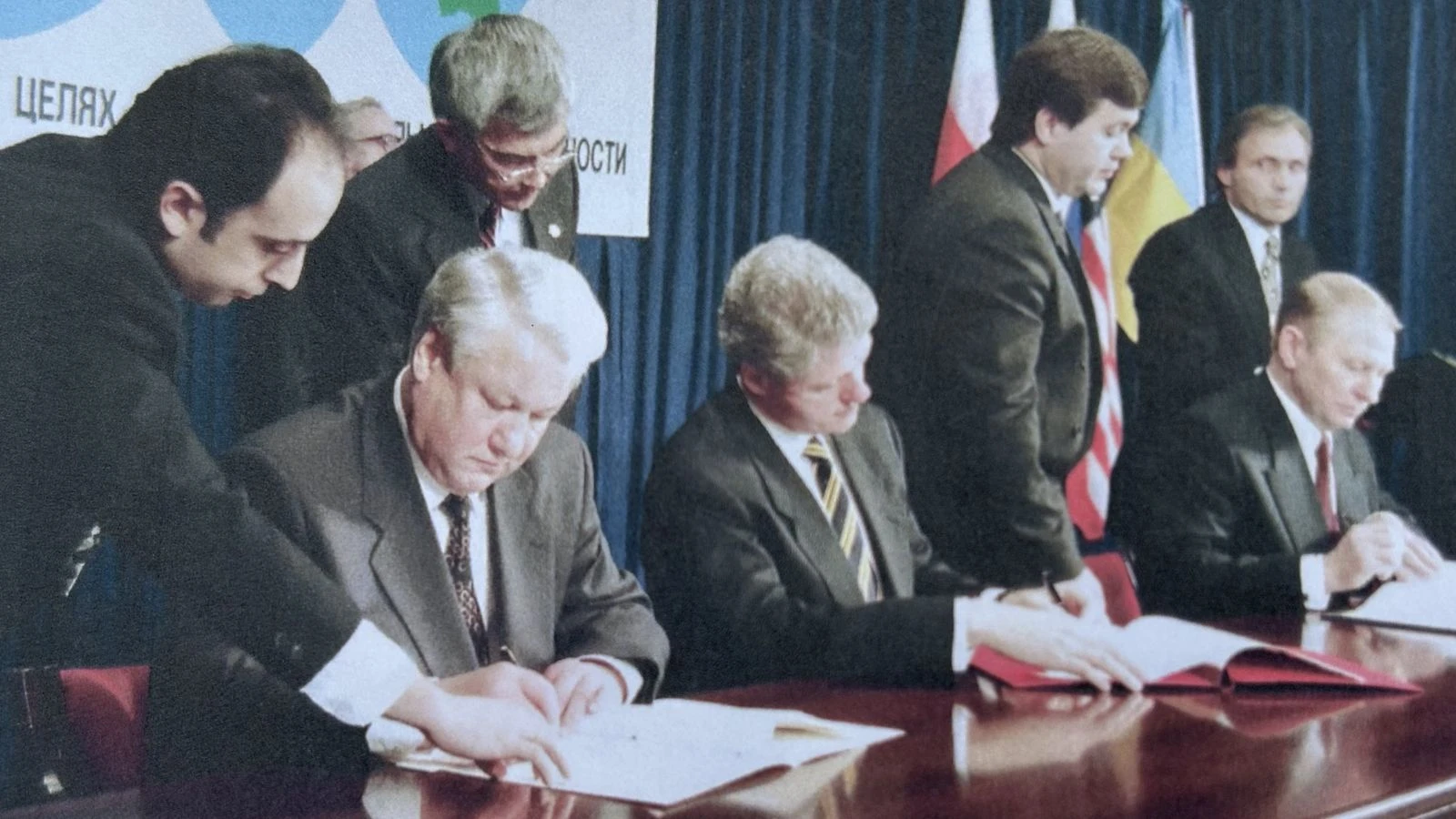 Ukrainian diplomat involved in 90s nuclear deal with Russia warns Trump about 'very big mistake'