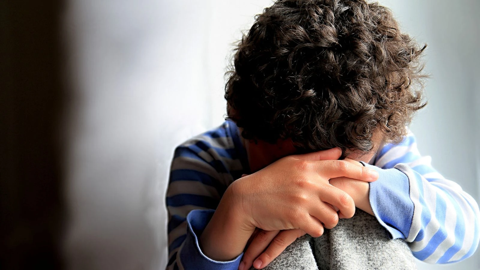 'We've sold toys, clothes, and even used my kids' birthday money': The parents struggling to feed kids during school holidays