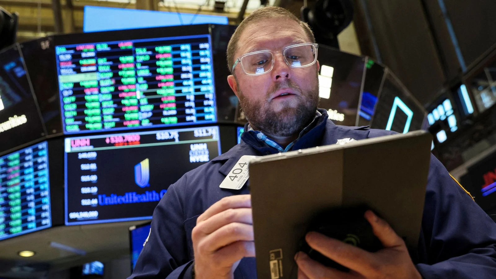 US stocks fall for fifth day in a row ahead of key Fed speech