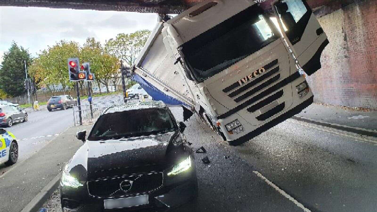 Worst areas for uninsured drivers revealed - as motorist tells of 'lucky' escape from stolen lorry crash