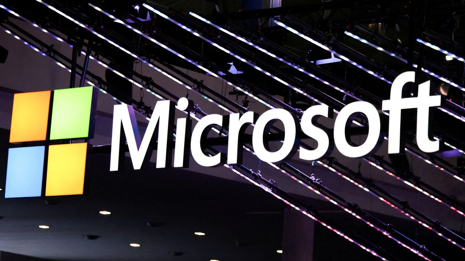 Microsoft back as world's most valuable company