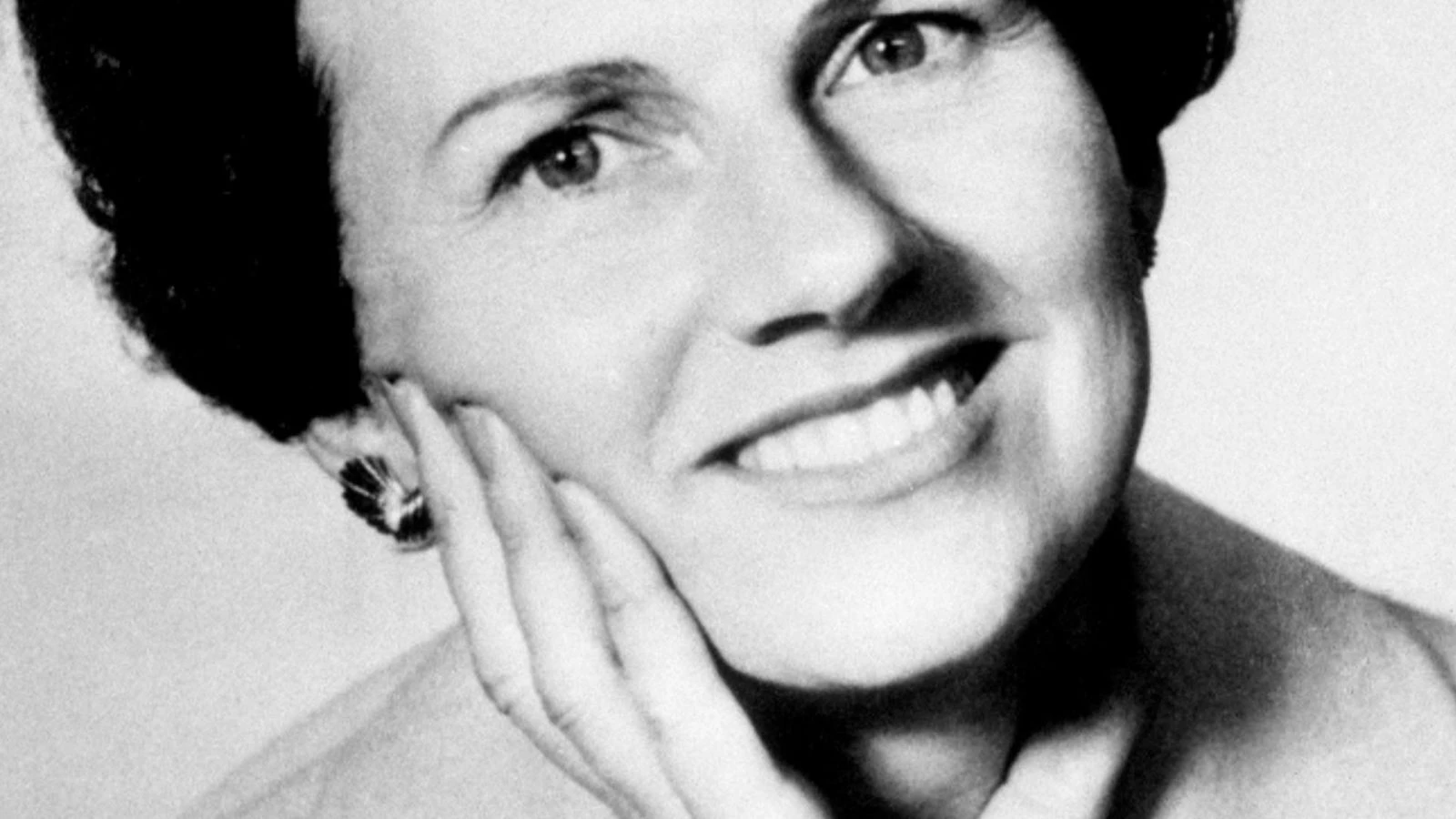 Muriel McKay's son joins police for new search for remains at farm 55 years after her murder
