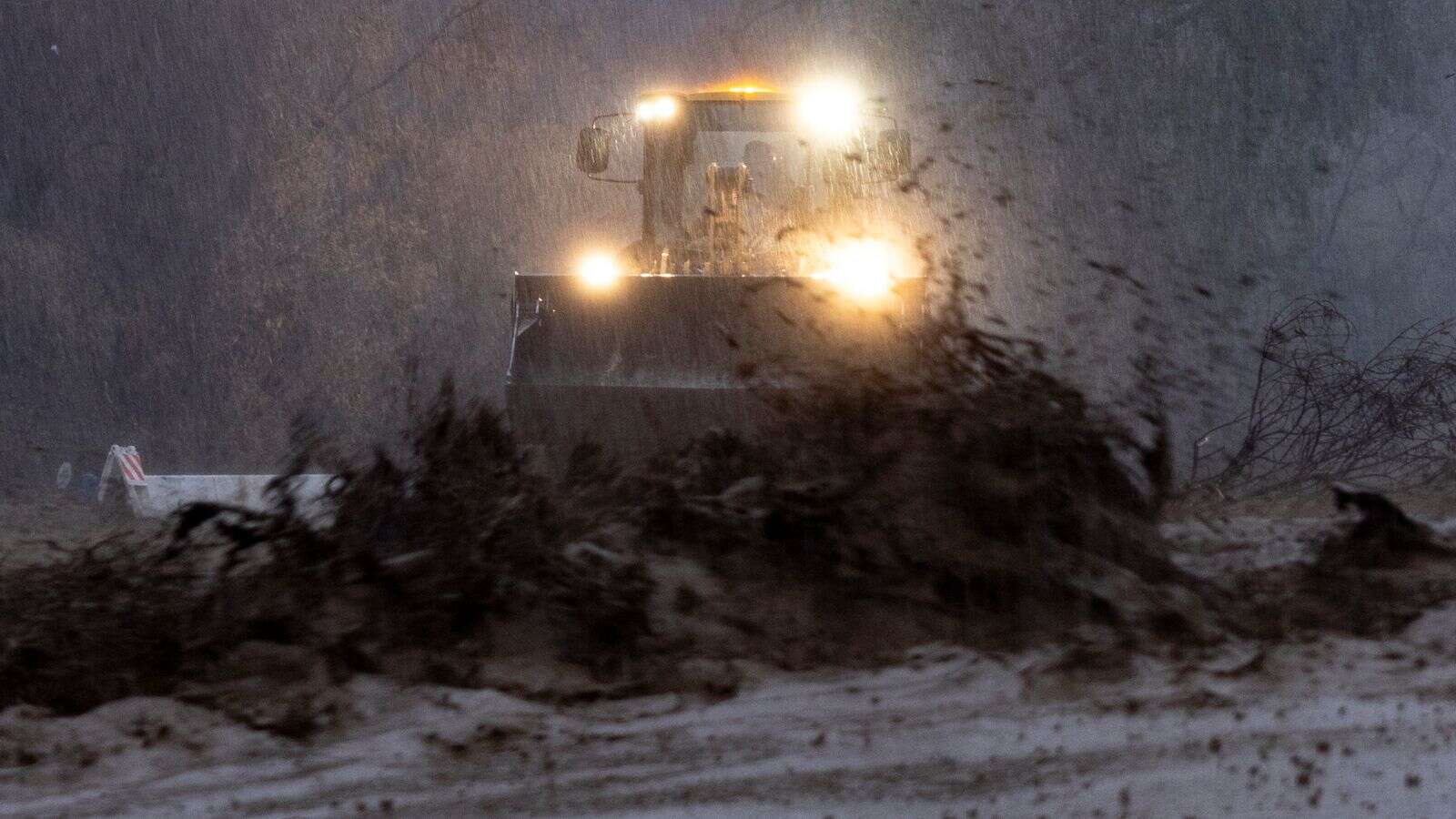 California hit by heavy rainfall, flash floods and mudslides