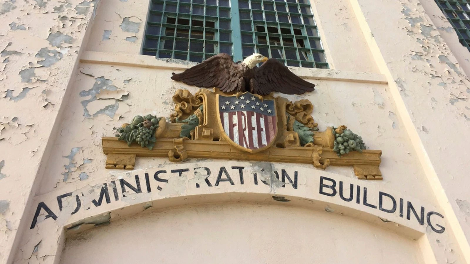 Trump calls for reopening of Alcatraz to house 'most ruthless and violent offenders'