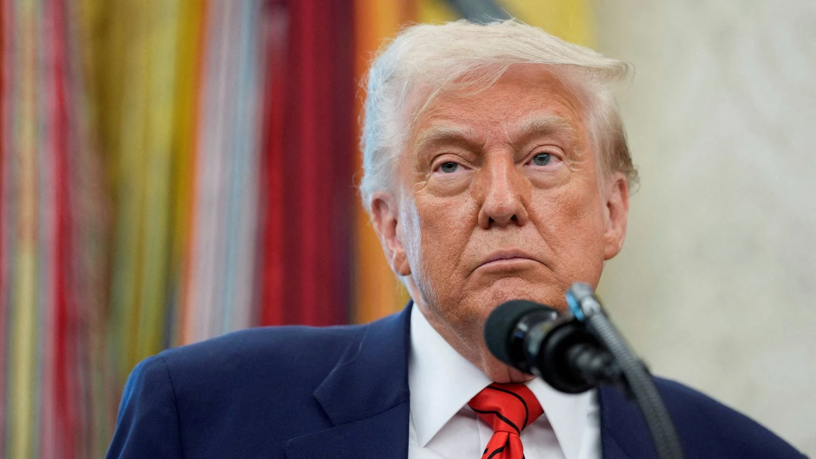 Trump threatens EU with 50% tariffs - as Apple faces 25%