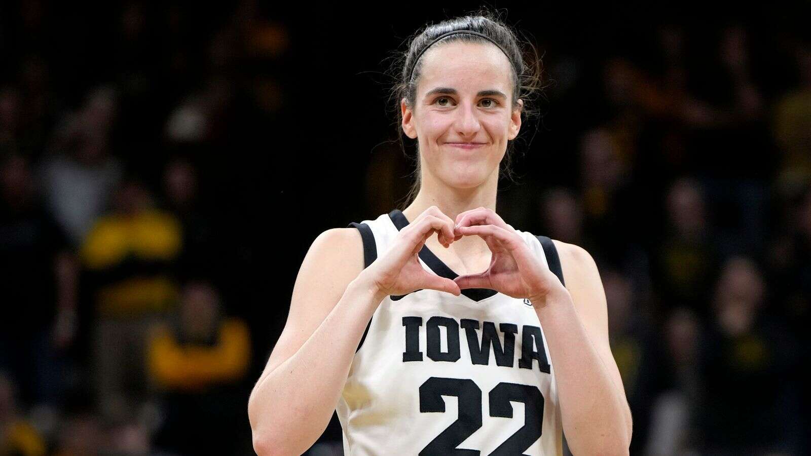 US basketball player wins Female Athlete of the Year award