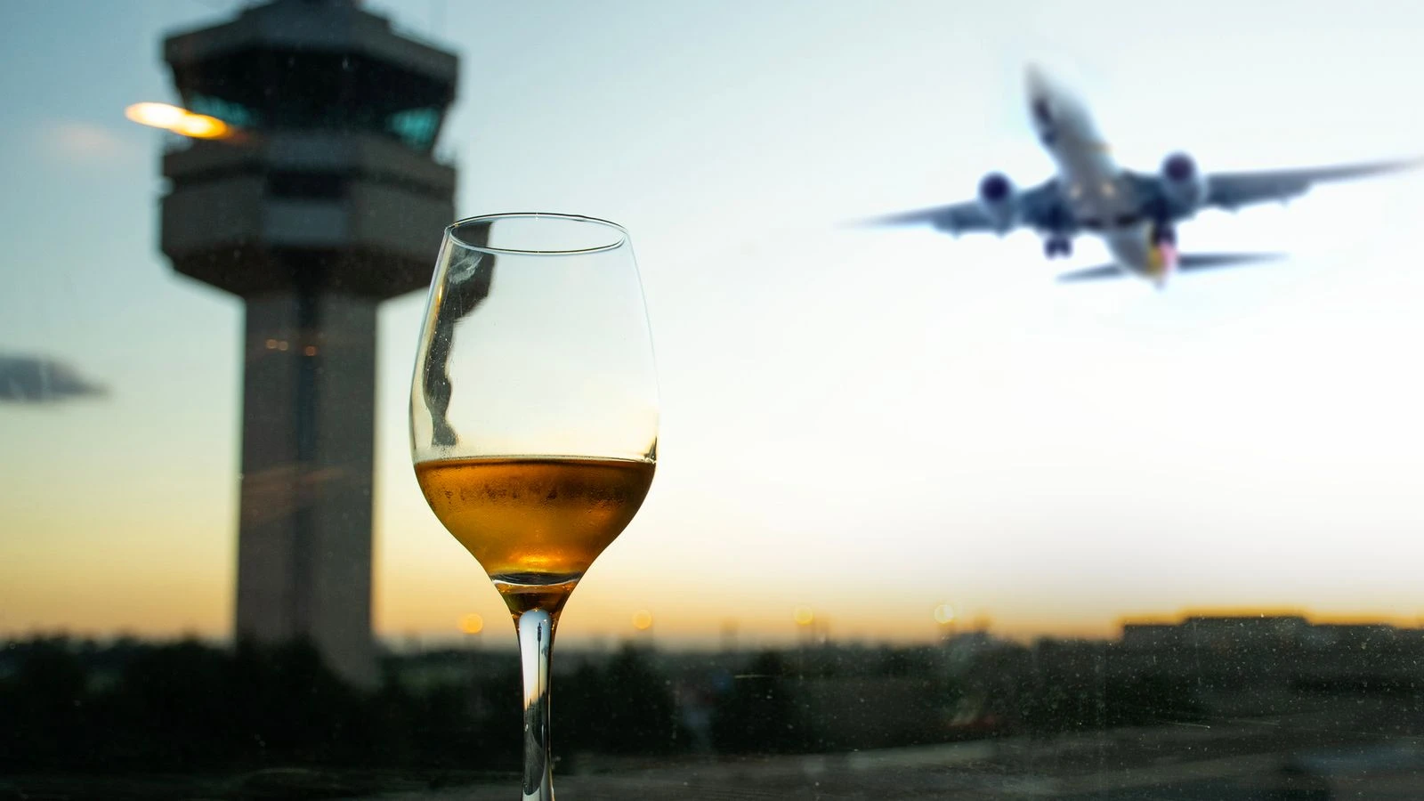 Police announce plan to breathalyse passengers leaving airport