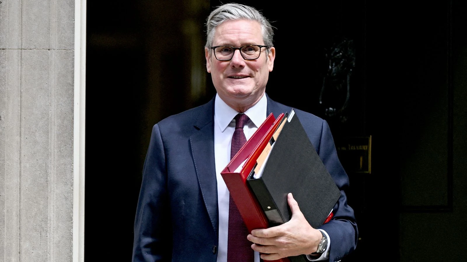 Labour MPs form new group as they urge PM to focus on living standards