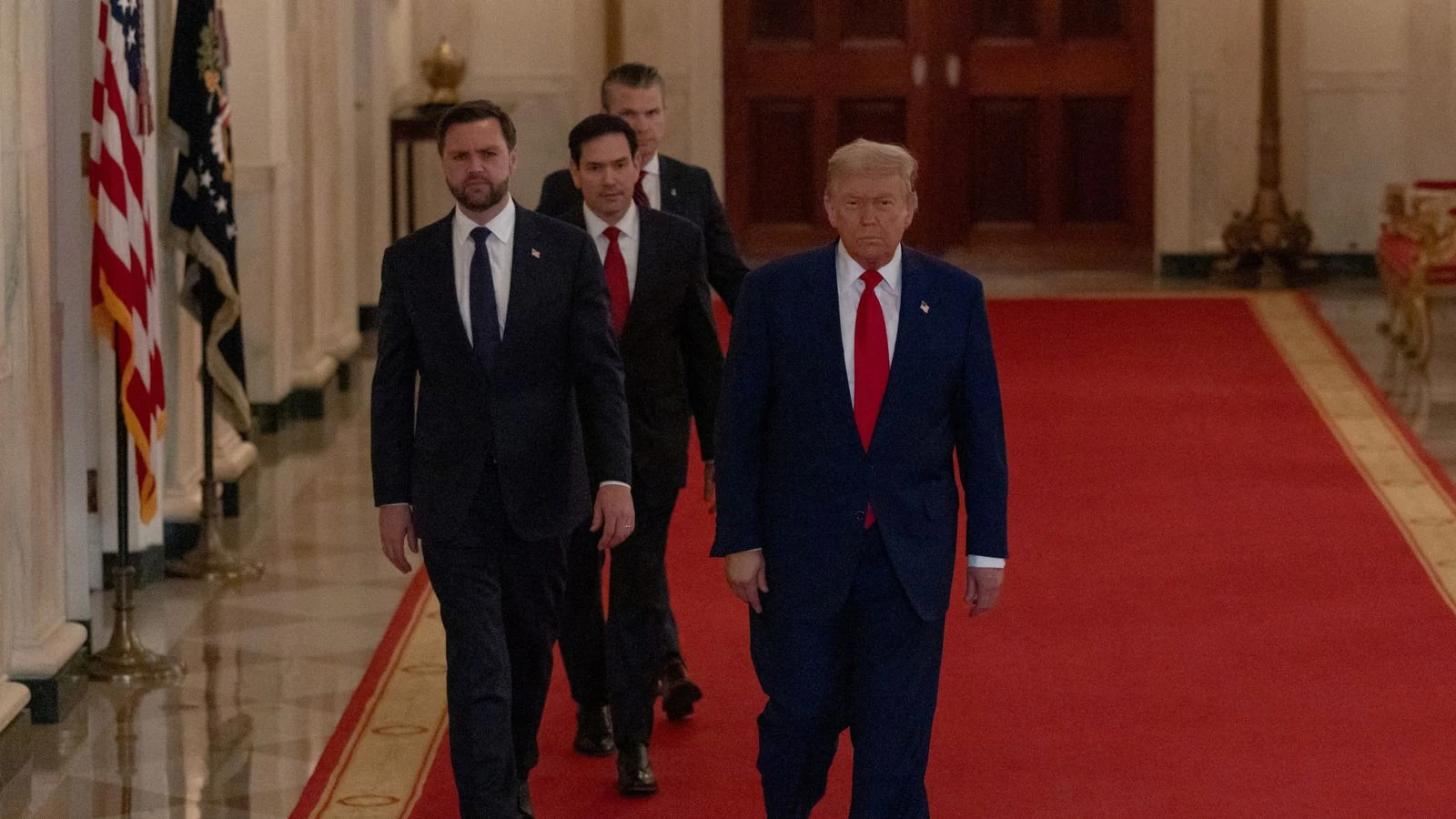 Trump's two big gambles as he inserts himself into Iran war