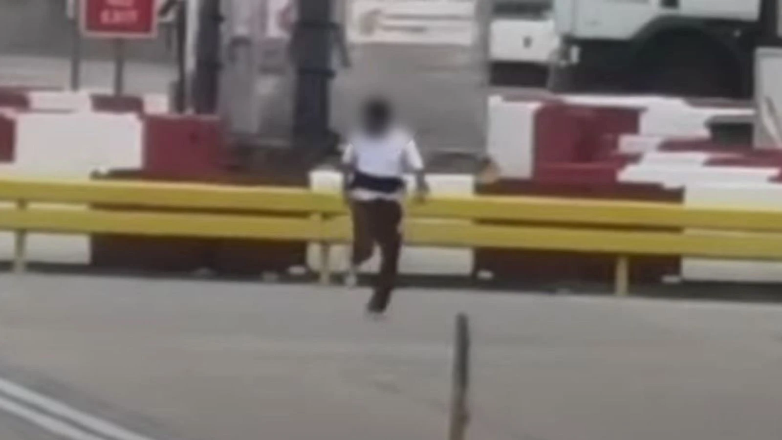 Man chased on tarmac at Heathrow Airport near moving aircraft