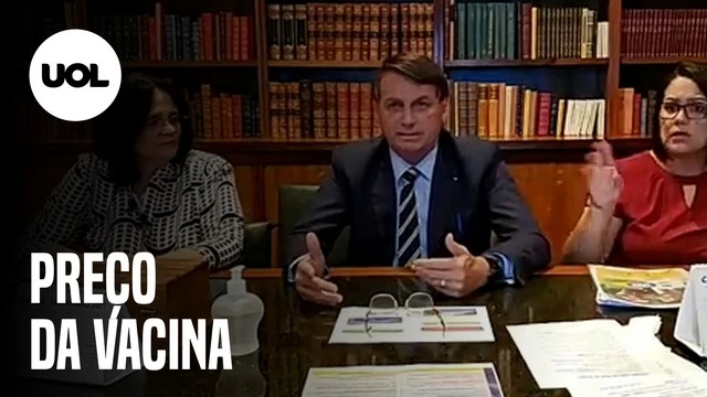 Bolsonaro nega ter comemorado morte de voluntário e diz que comprará qualquer vacina certificada