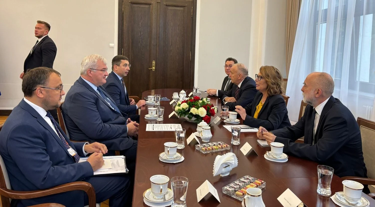 Сибіга обговорив з маршалкою сенату Польщі провокації росії проти ЄС і НАТО під час візиту до Варшави
