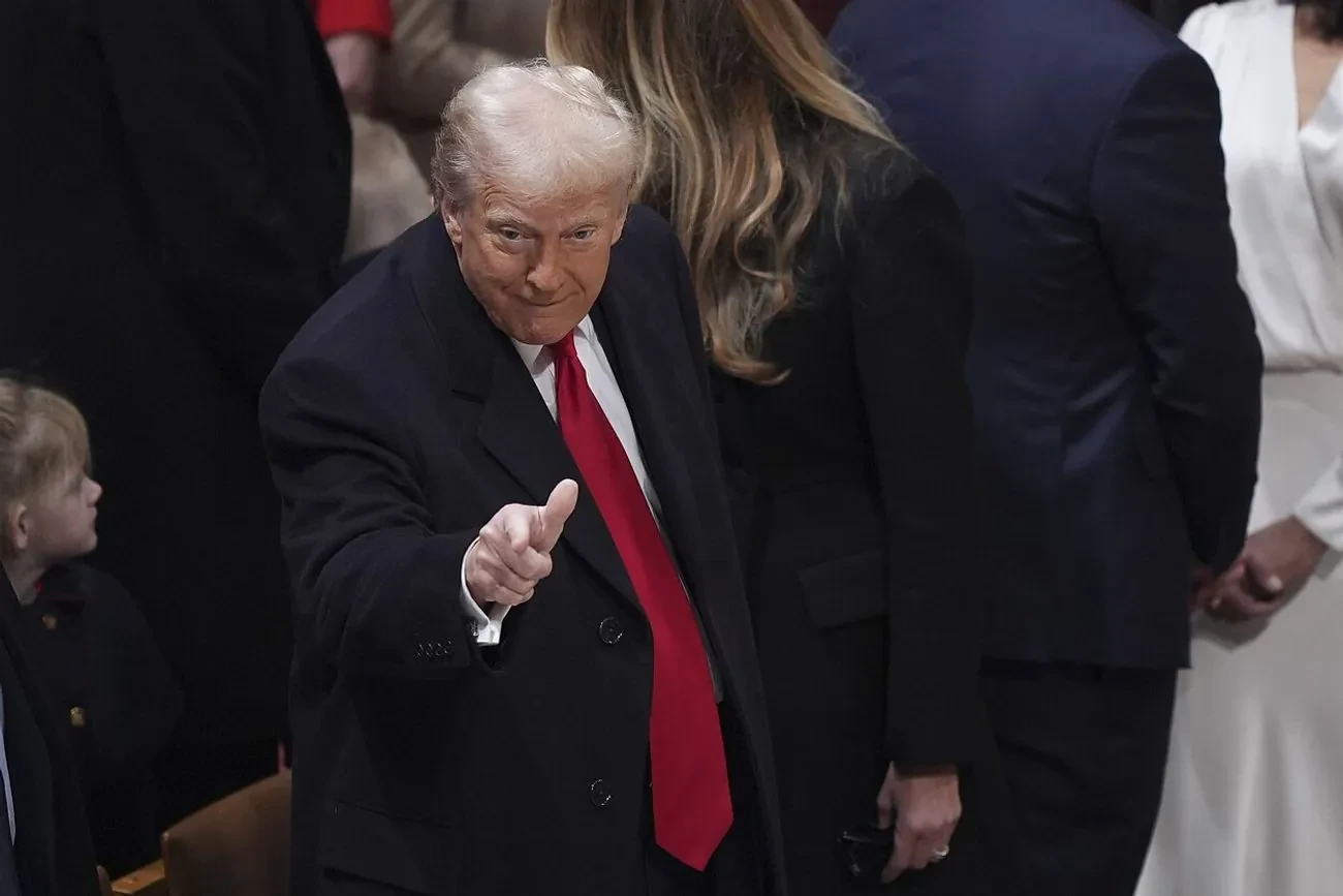 Трамп не захотів розкрити, які у нього є карти, щоб змусити рф та Україну припинити війну - New York Post