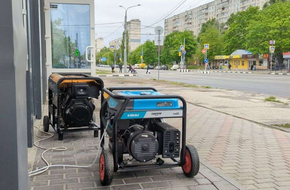 Замість трьох годин без світла буде п'ять: на Харківщині збільшили планові погодинні відключення